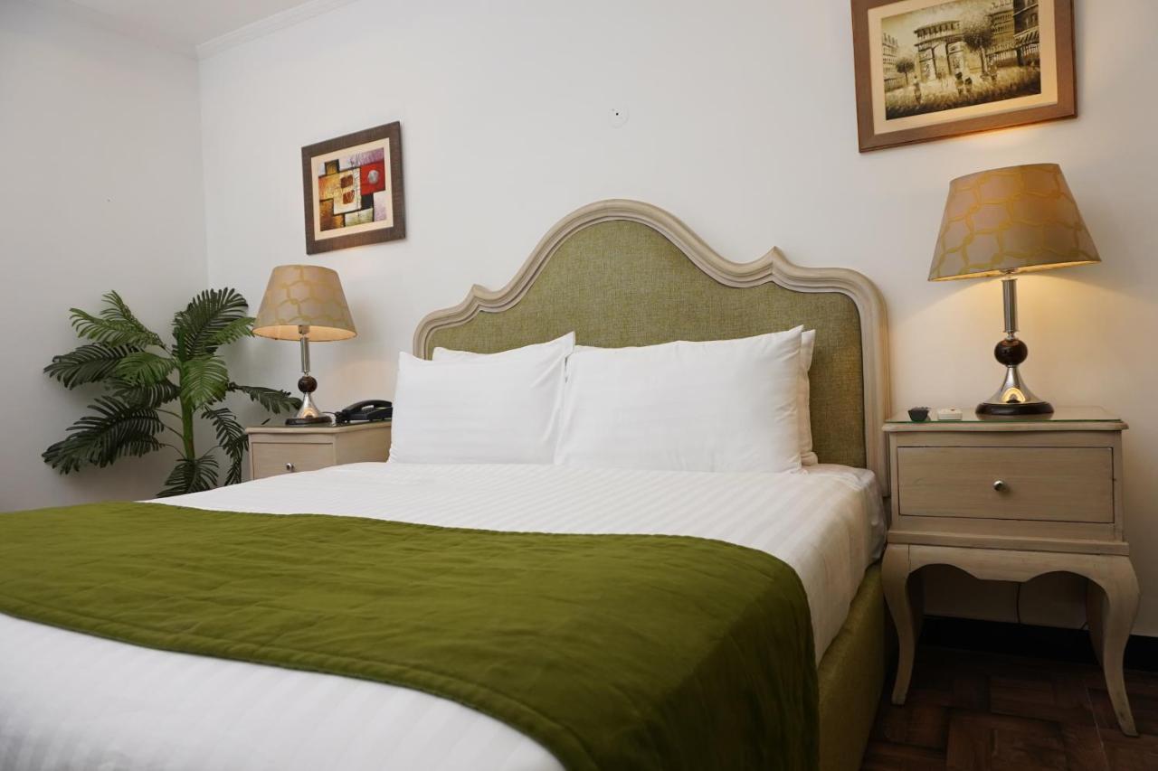 Hotel Oban Lahore Extérieur photo