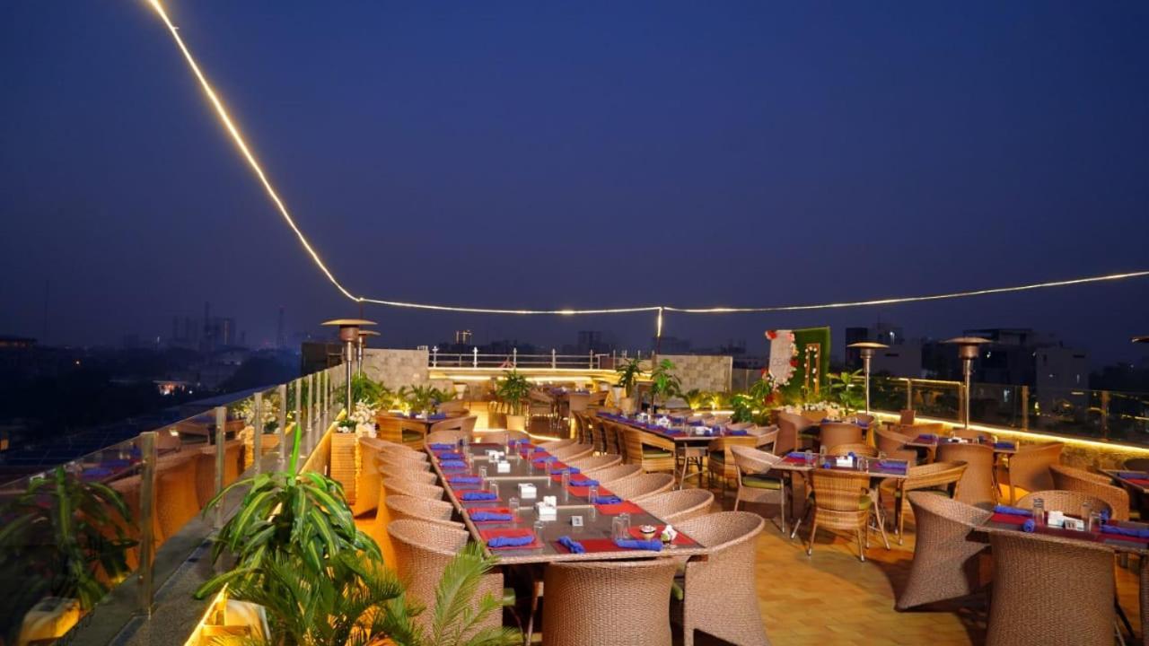 Hotel Oban Lahore Extérieur photo