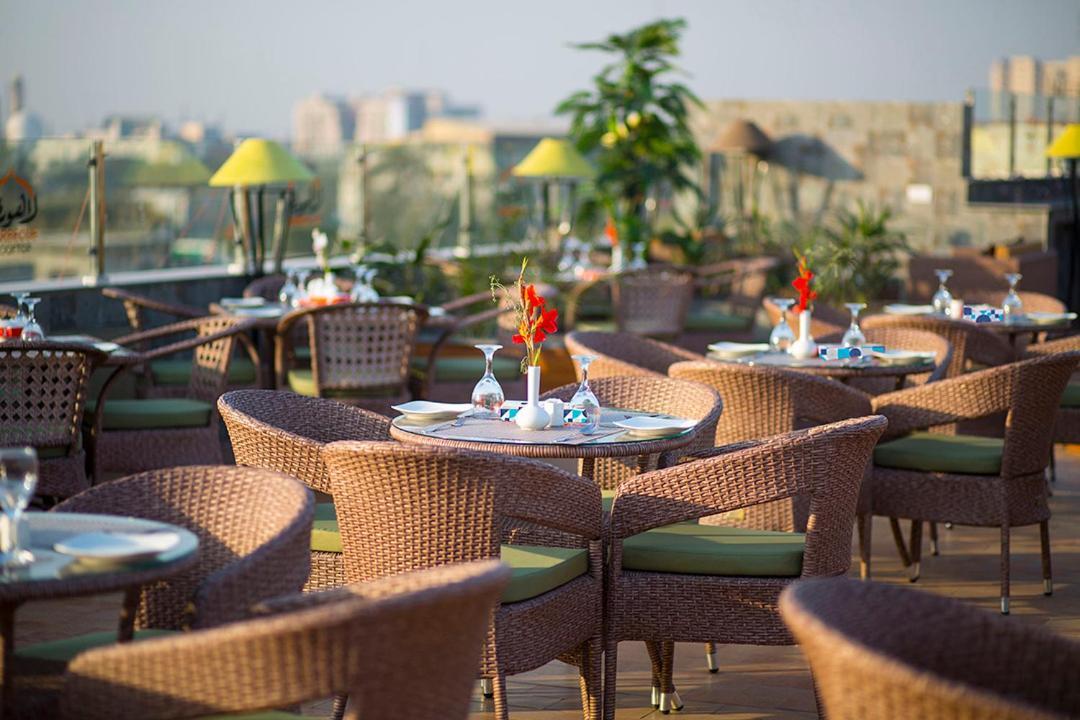 Hotel Oban Lahore Extérieur photo