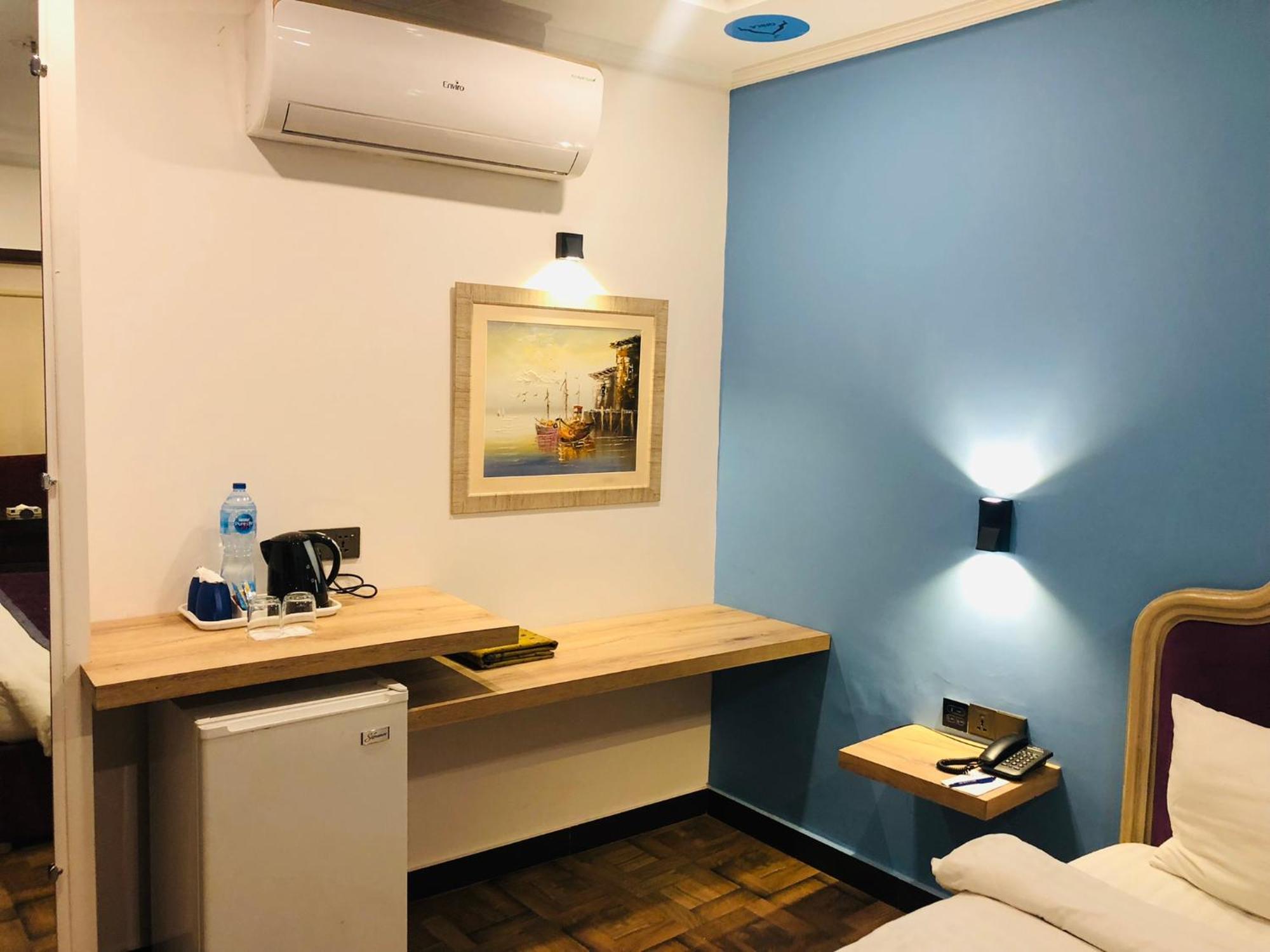 Hotel Oban Lahore Extérieur photo