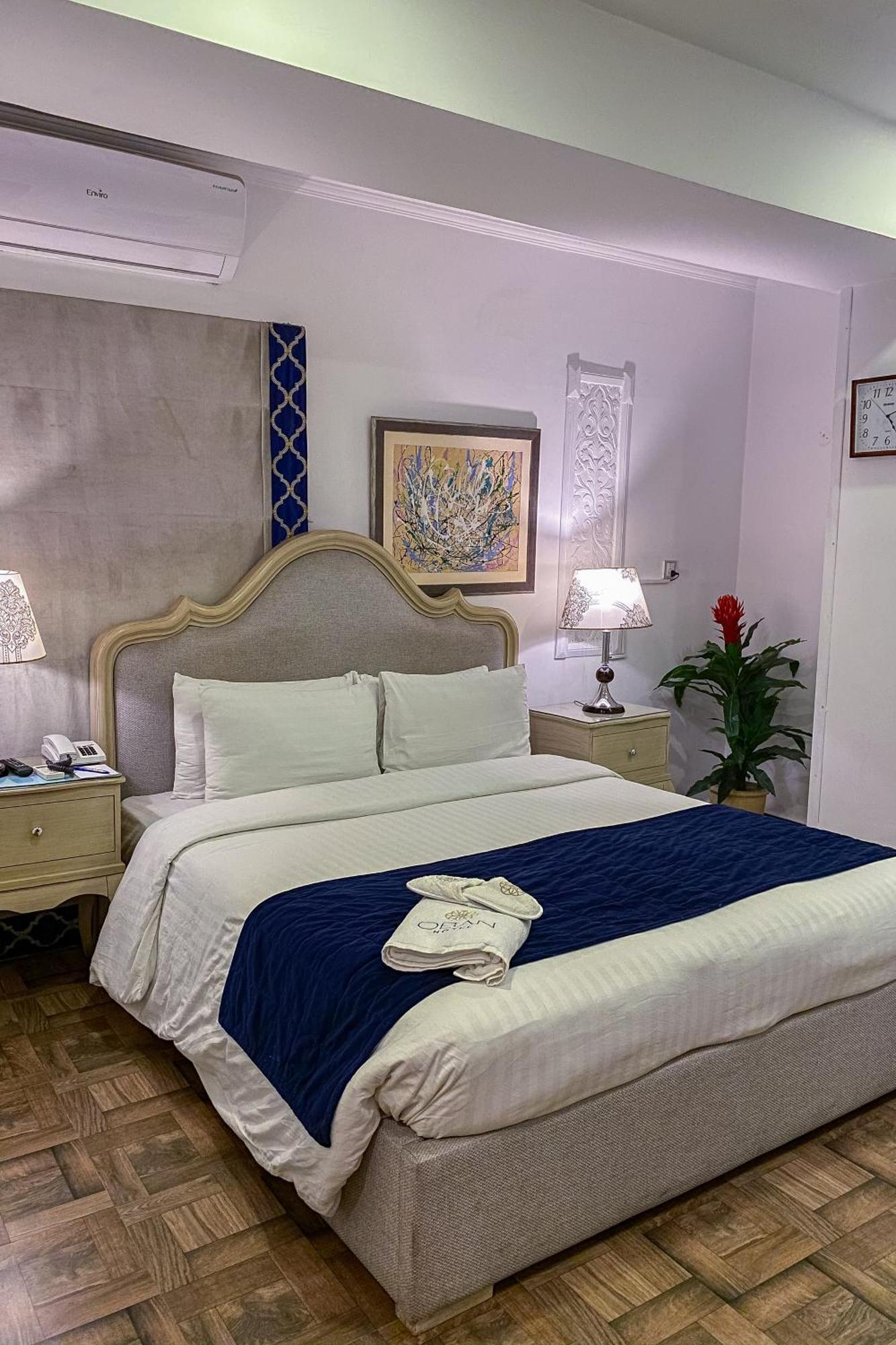Hotel Oban Lahore Extérieur photo