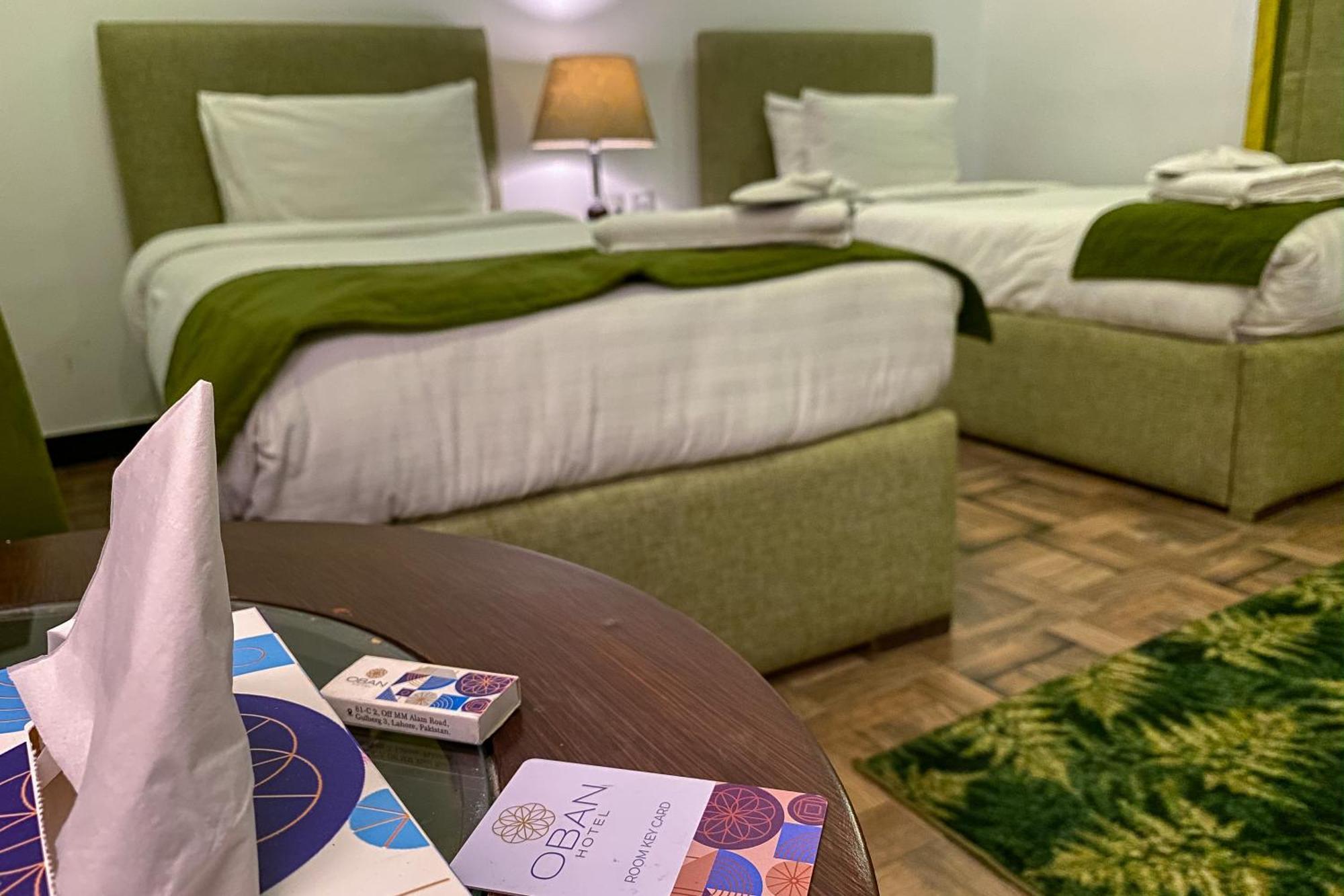 Hotel Oban Lahore Extérieur photo